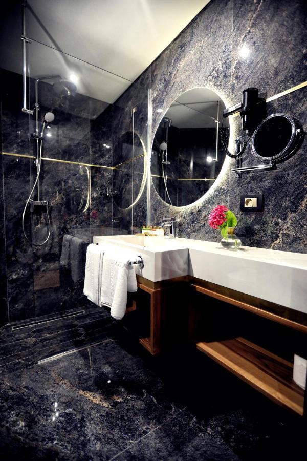 Luxury Premium Finese Hotel Golem  Kültér fotó